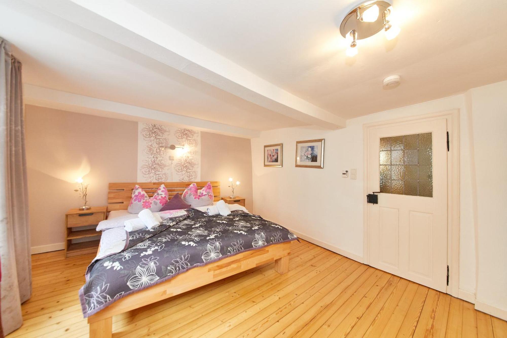 Ferienwohnung Altstadt Bernkastel-Kues Bagian luar foto